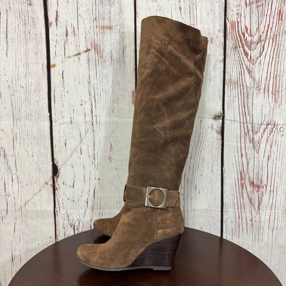 BCBGeneration Shoes - BCBGeneration women’s Brown Suede Leather above the Knee-High Boots size 6.5 GUC